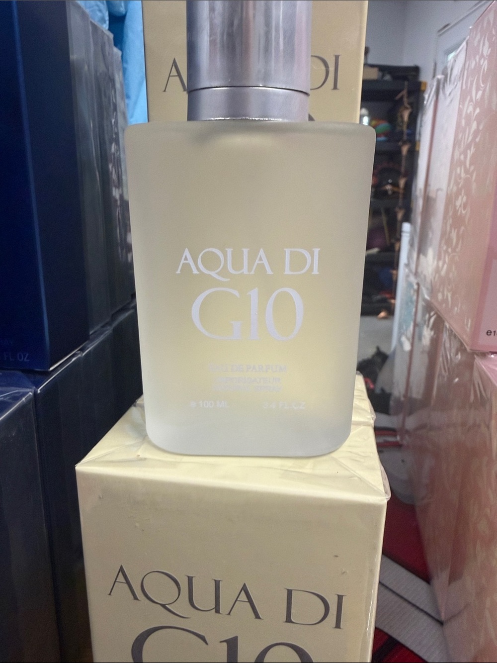 Aqua di G10 Eau de Parfum - Frosted Glass Bottle in Pale Yellow